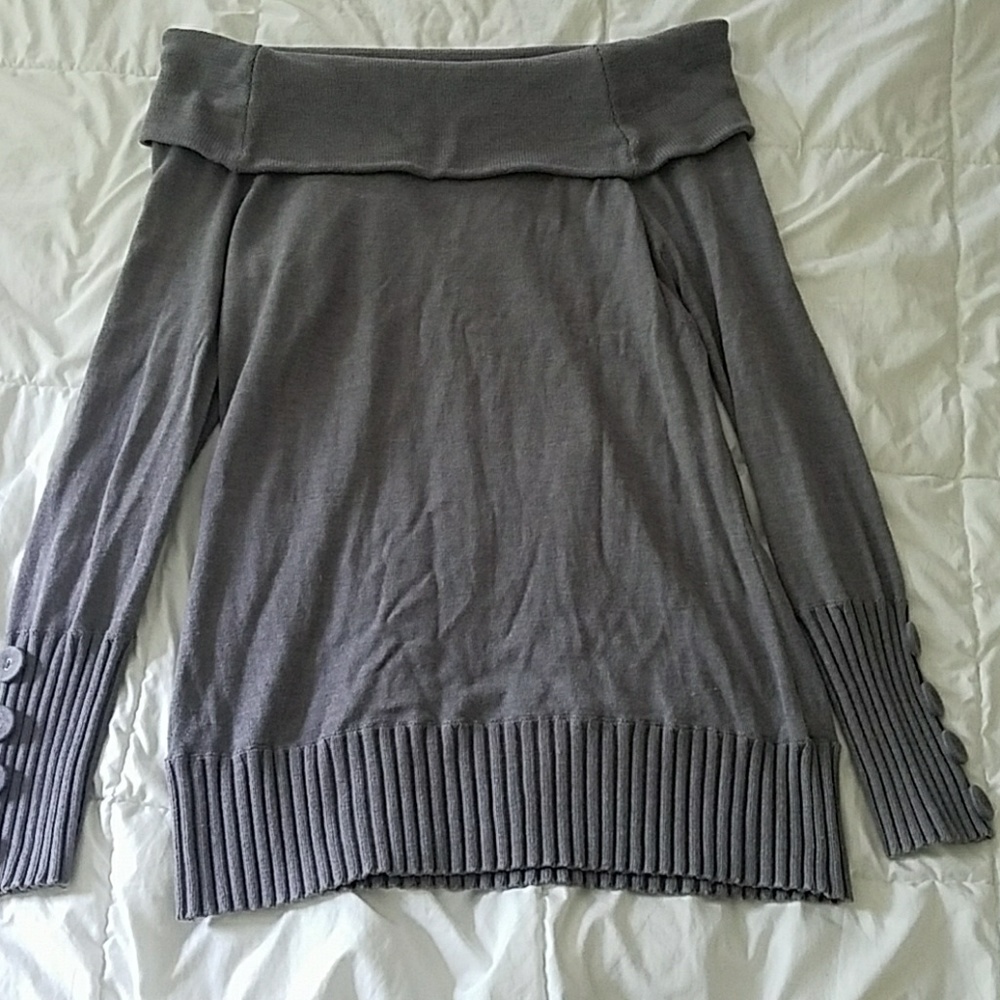 Cold Shoulder Sweater - Picture 2 of 3